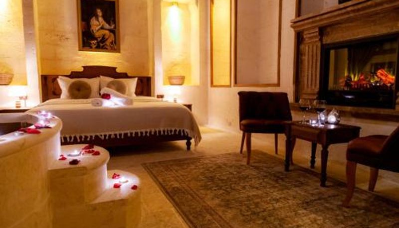 Info - Reji Boutique Hotel