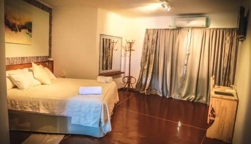 Camera - Rainforest Hotel & Cabañas