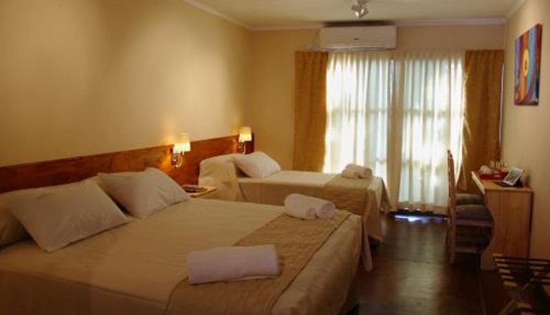 Camera - Rainforest Hotel & Cabañas