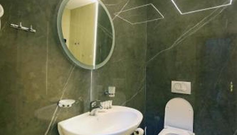Info - Hotel Erjuma