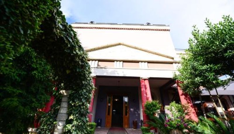Info - Real Scampis Hotel