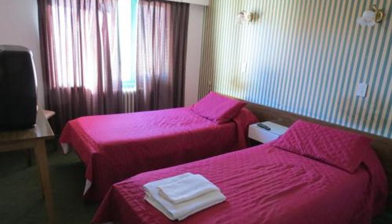 Standardzimmer - Hotel Oviedo