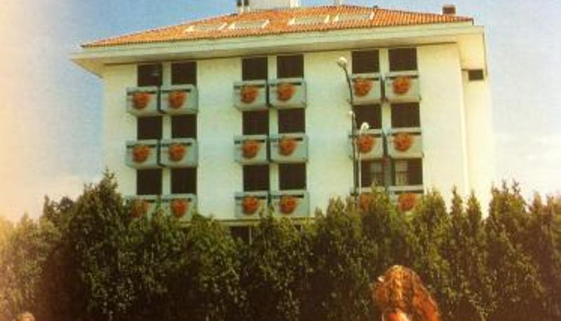 Zewnętrzna część hotelu - Hotel Metropol