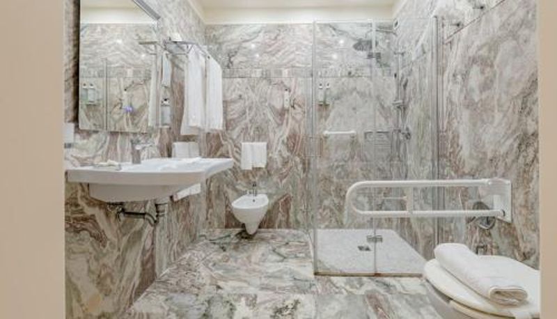 Łazienka - La Paloma Blanca Hotel