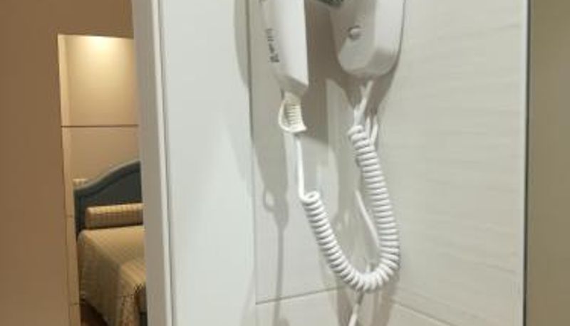 Room - Hotel Flora