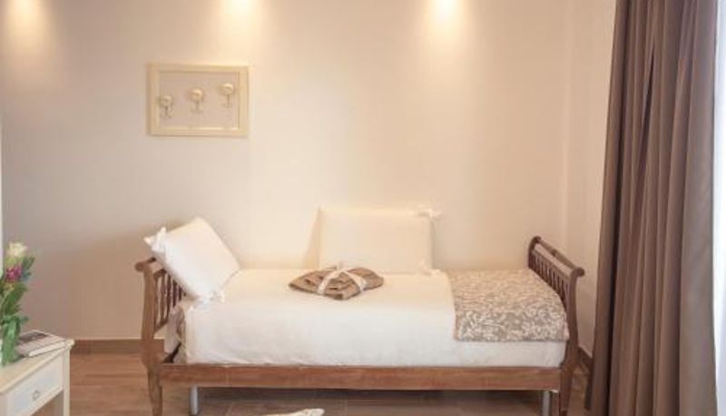Room - Hotel Flora