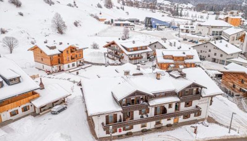 Zewnętrzna część hotelu - Chalet Rudla
