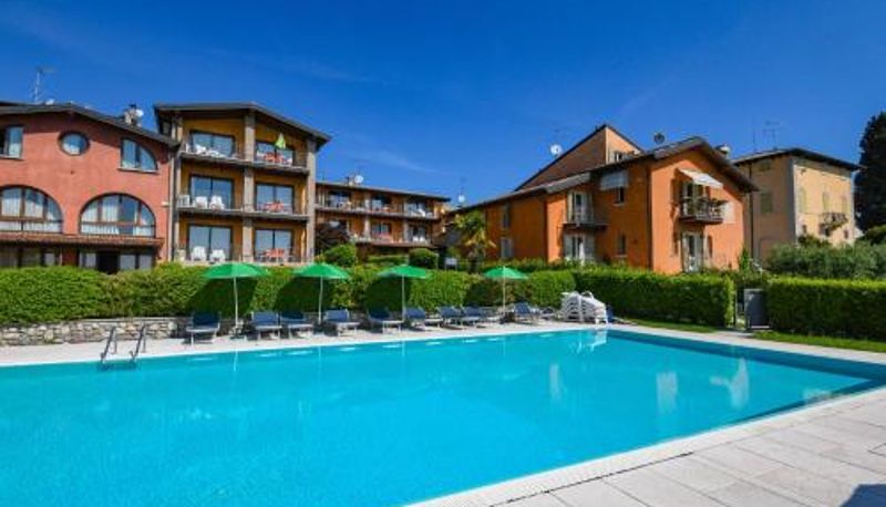 Piscina - Residence Corte Ferrari -Ciao Vacanze-