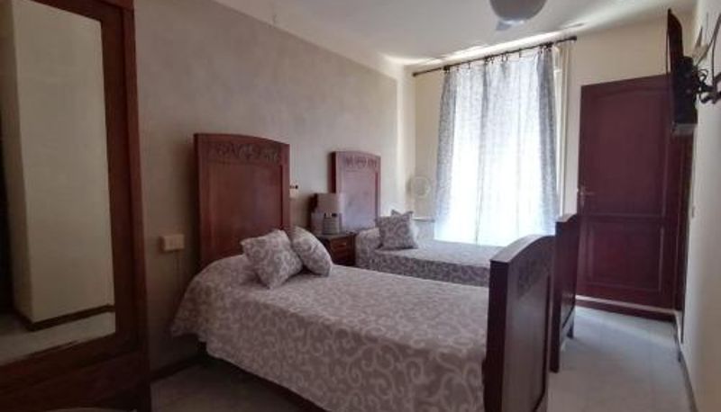 Info - HOTEL FIORE & Fiocchi