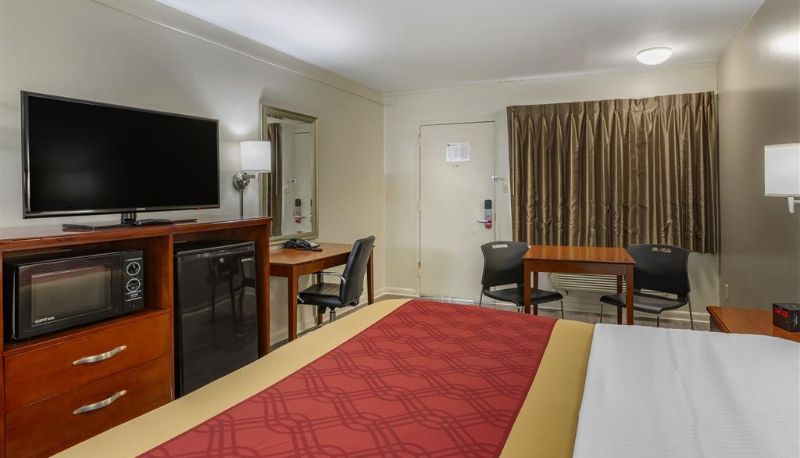 Camera - Econo Lodge Charlottesville North - University Area