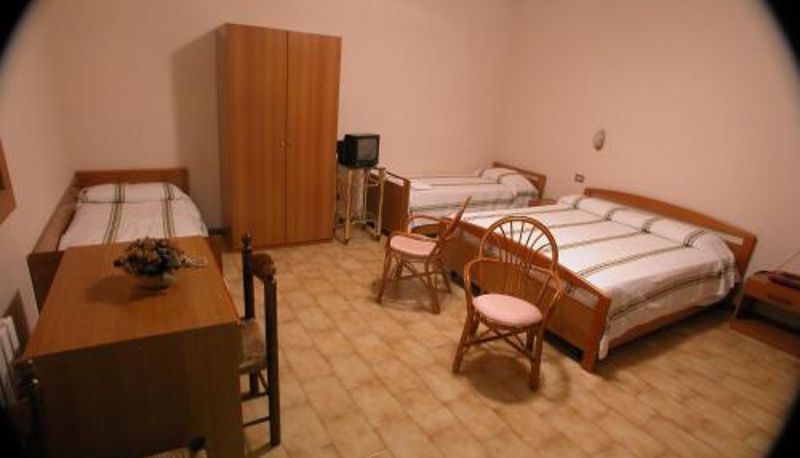 Informacje - Labro e valle Santa di S Francesco Albergo-Ristorante"Parco alle Noci"tra la Cascata delle Marmore