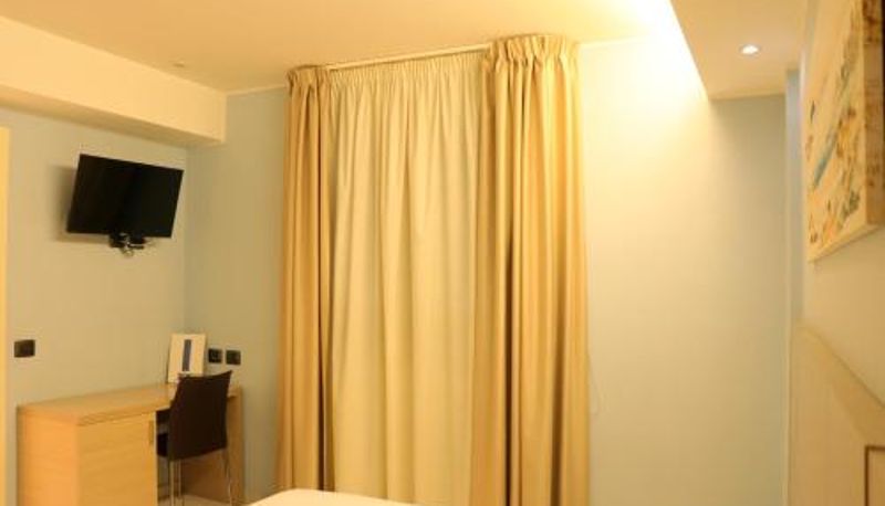 Room - Hotel Ancora