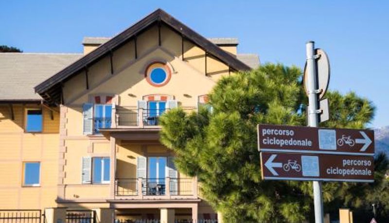 Zewnętrzna część hotelu - Residence Via Di Francia