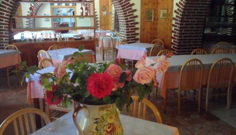 Frühstücksraum innerhalb des Restaurants - Grotta dei Colombi