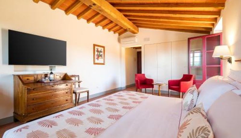 Kamer - The Club House
