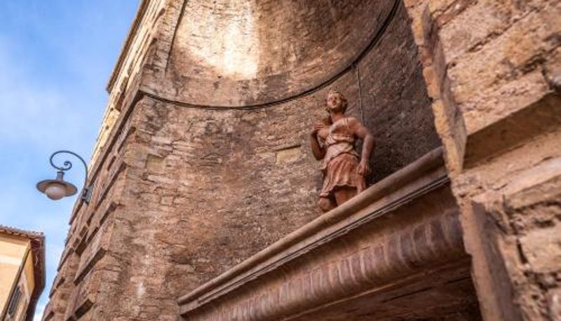 Info - HOTEL TREVI Palazzo Natalini