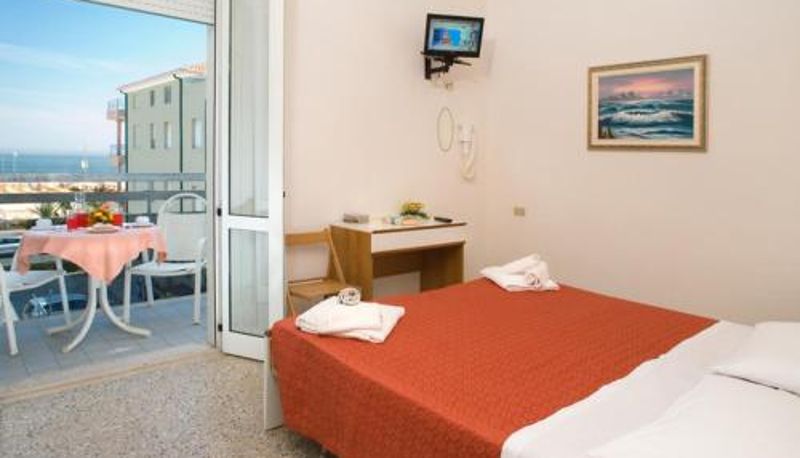 Info - Hotel Ciondolo D'Oro PARCHEGGIO GRATIS - A 5 MIN DA RIMINI FIERA