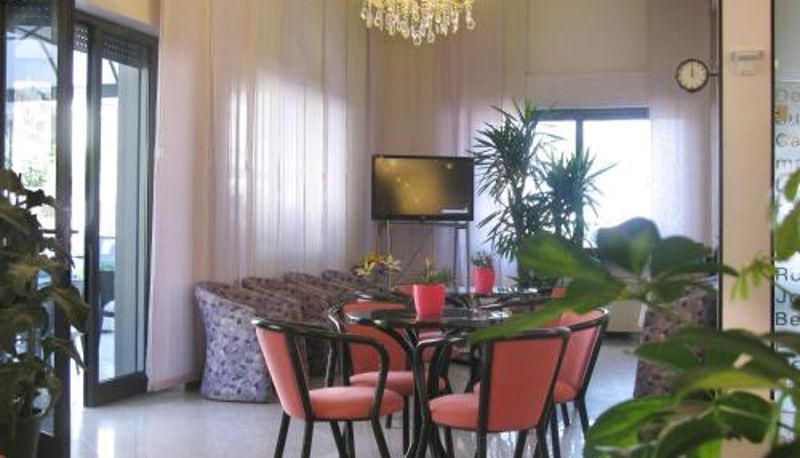 Info - Hotel Ciondolo D'Oro PARCHEGGIO GRATIS - A 5 MIN DA RIMINI FIERA
