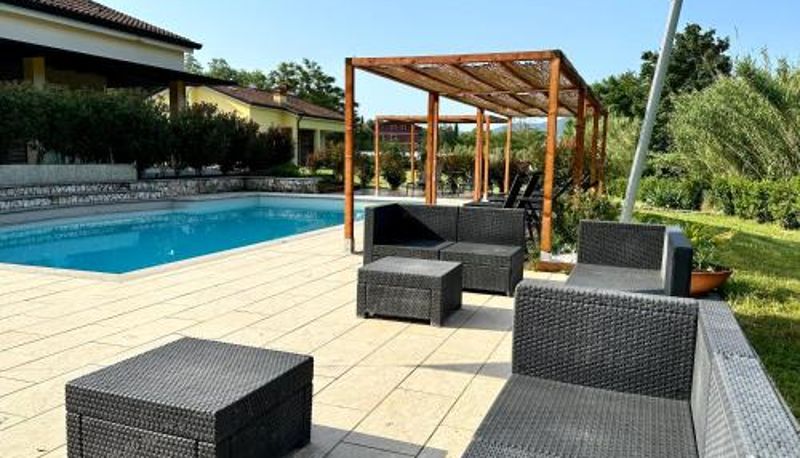 Informacje - Le Village Sarzana