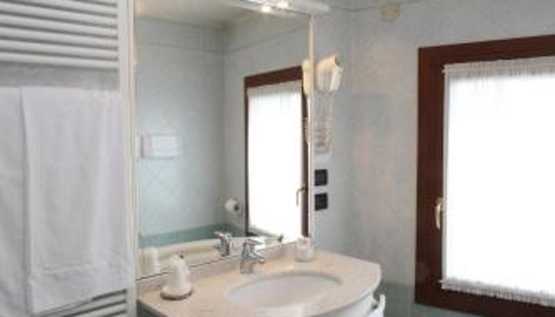 Bagno - Albergo Alla Campana