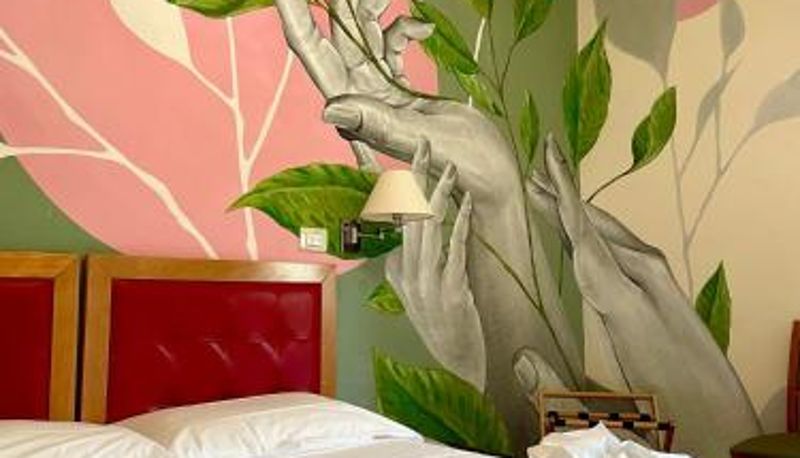Camera - LH Hotel Arca Street Art