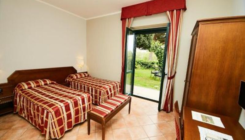 Zimmer - HOTEL VULCI