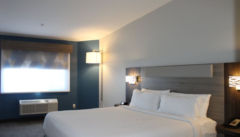 Camera - Holiday Inn Express BAKERSFIELD by IHG
