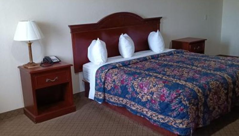 Info - HiWay Inn Express