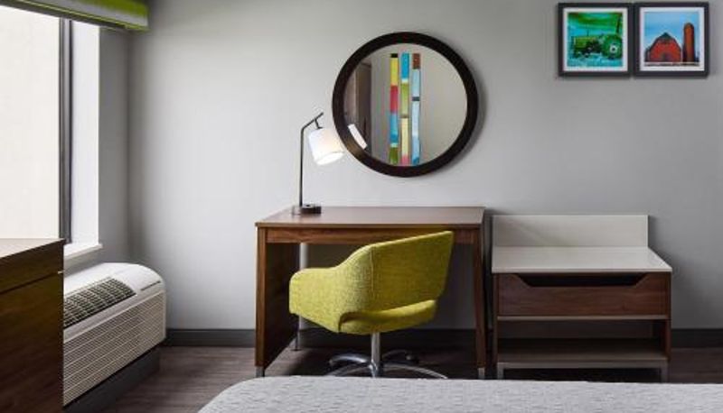 Üç kişilik oda - Hampton Inn Colby