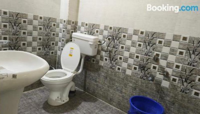 Bathroom - Nain Guest House
