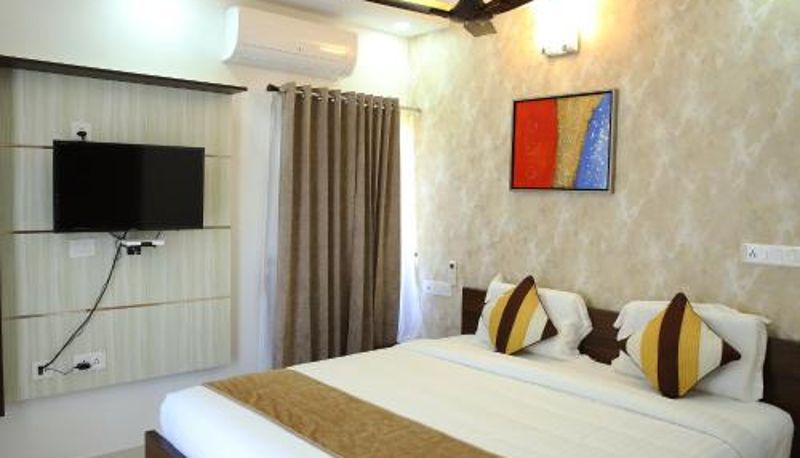 Camera standard - Eden Isle Luxury Service Apartment