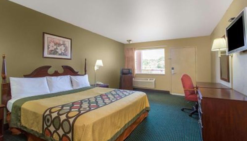 Info - Super 8 by Wyndham Durham/University Area NC
