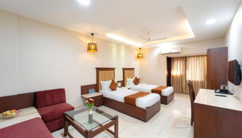 Camera - Enrise by Sayaji Harda