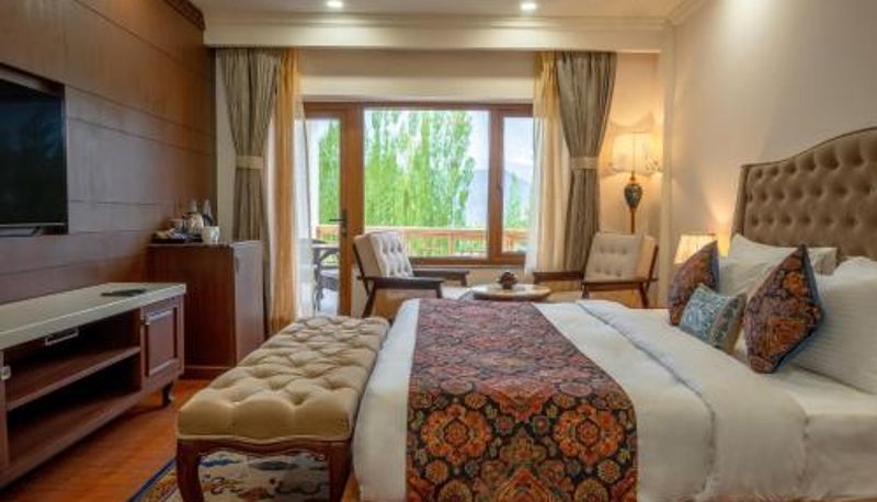 Suite - Hotel Gyalpo Residency - A Mountain View Luxury Hotel in Leh