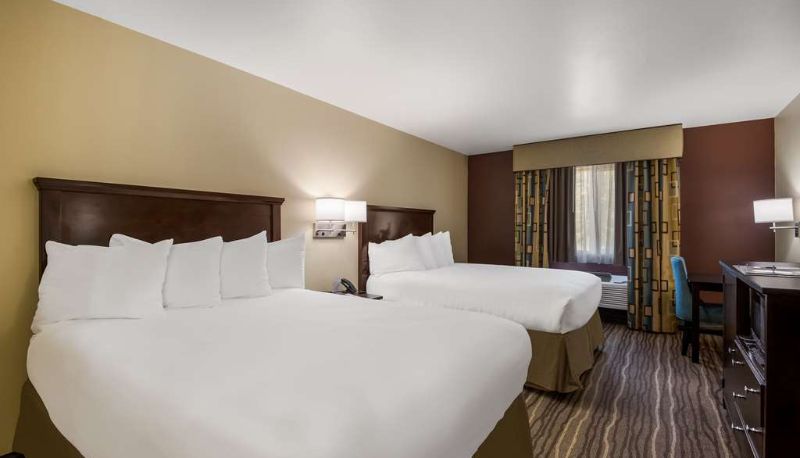 Zimmer - Best Western Cottage Grove Inn