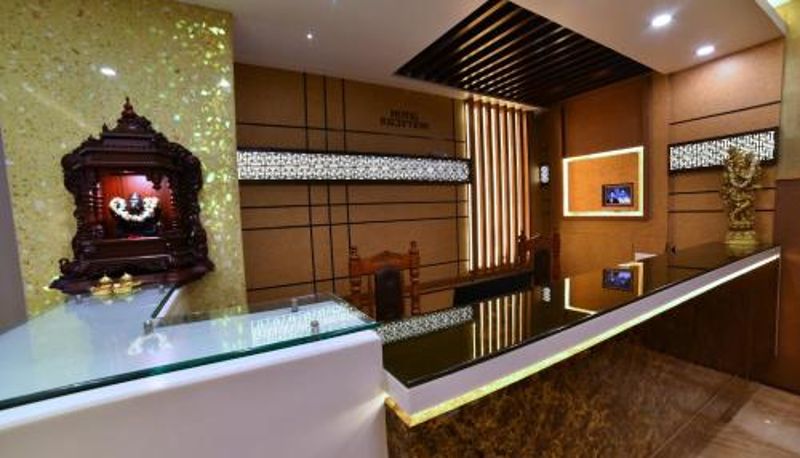 Reception - Hotel Vashanth Krishna