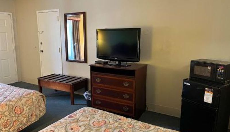 Zimmer - VA I 85 Motel 6 Bracey