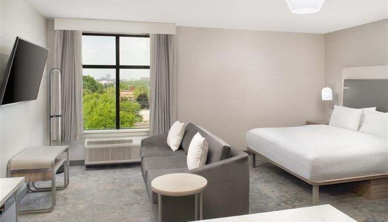 Room - Homewood Suites by Hilton Ann Arbor