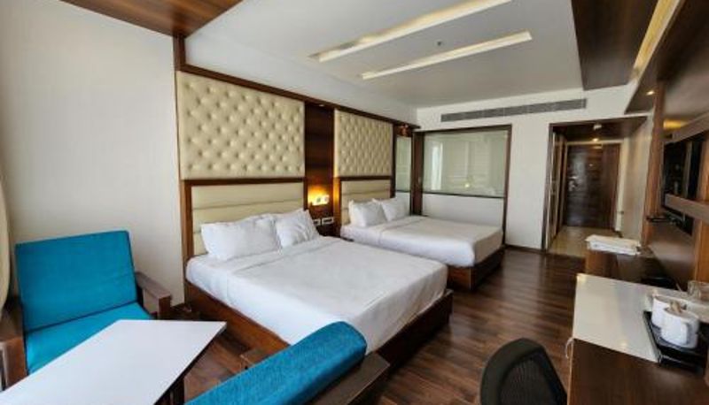 Room - Hotel Preethi International