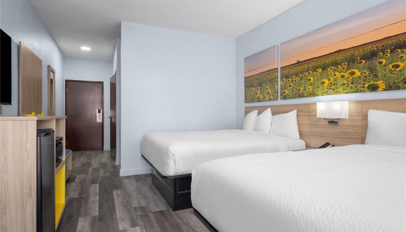 Zimmer - Days Inn by Wyndham Dodge City