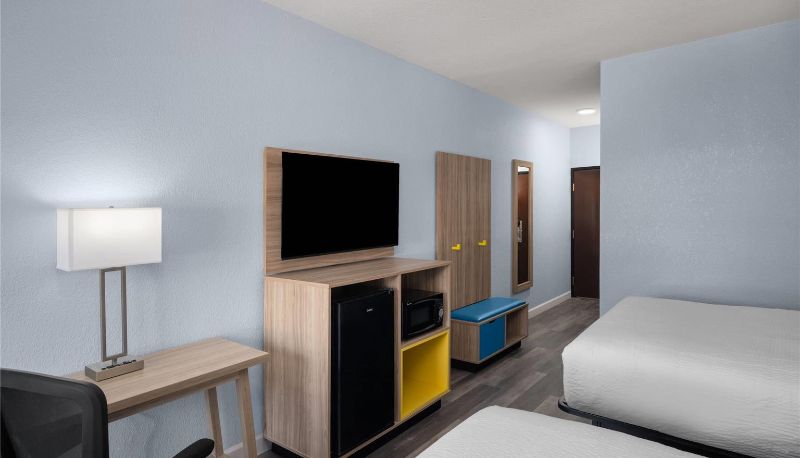 Zimmer - Days Inn by Wyndham Dodge City