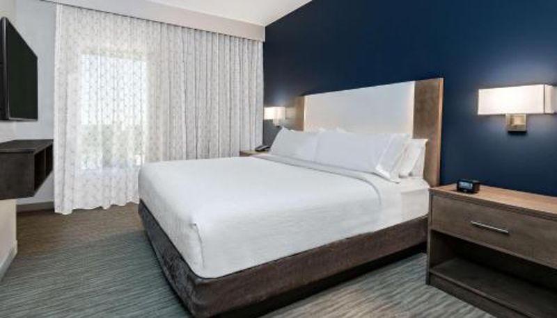 Suite - Embassy Suites By Hilton College Station