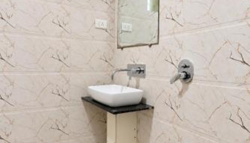 Badezimmer - Somnath Hotel Scintilla