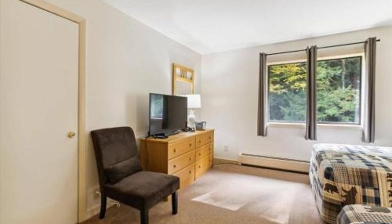 Standart oda - 216 Cedarbrook Hotel Room