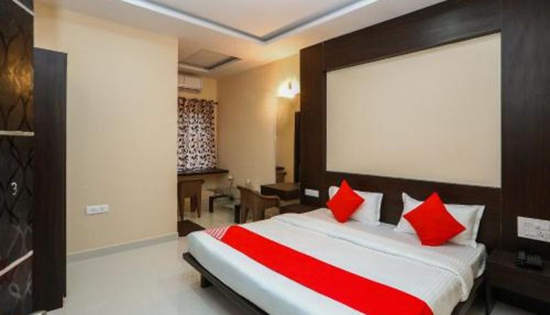 Zimmer - Suvarna Suits