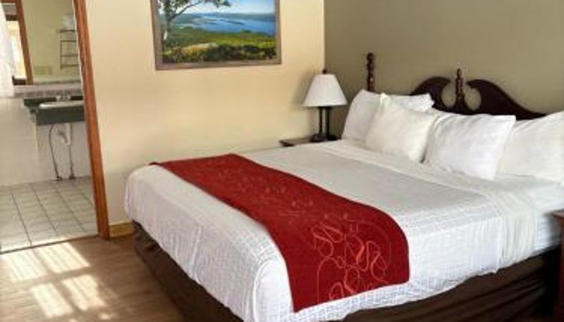 Zimmer - NY Adirondacks Motel 6 Lake George