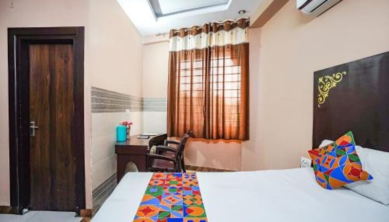 Pokój typu family - FabHotel Krishna Heights