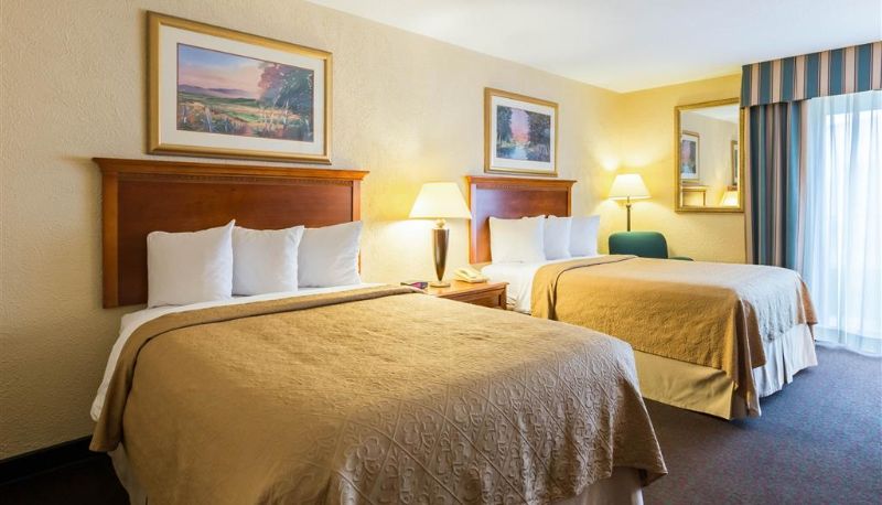 Zimmer - Quality Inn and Conference Center I-80 Grand Island