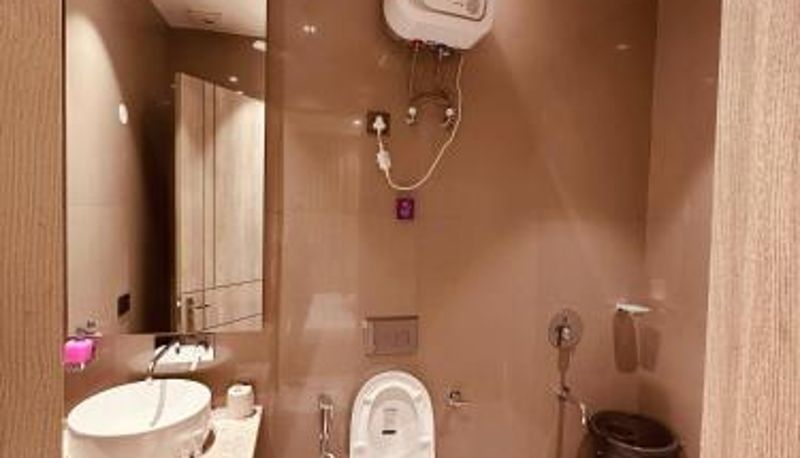 Apartment - The Lodgers 2 BHK Serviced Apartment Near Sector 42 Gurgaon - Nearest Metro Station Sector 42 Chowk