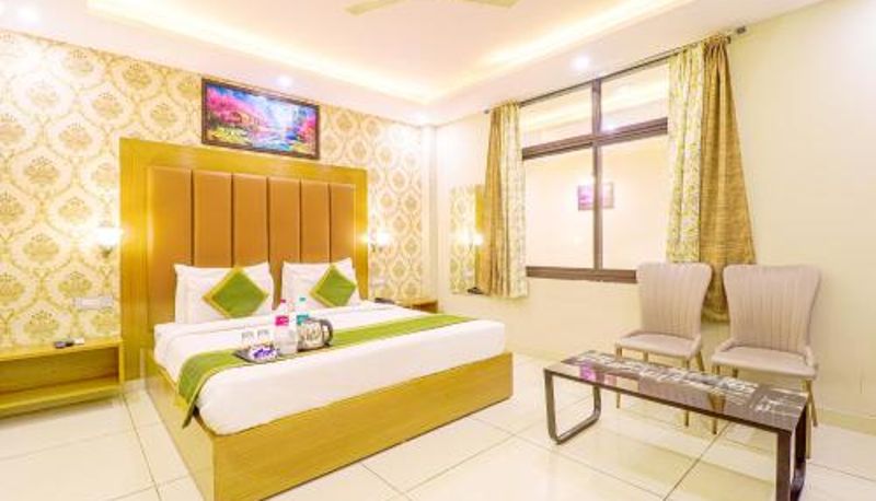 Bilgi - The Glory Hotel